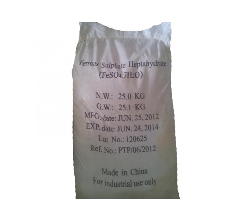Phèn sắt II sunfat FeSO4.7H2O